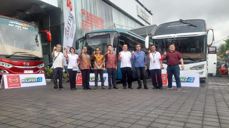 Luncurkan Bus Euro4, Hino Gelar Road Test Sejauh 55 KM